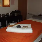 Casa Ceedina & Beauty Alojamento de Acomodação e Pequeno-almoço Batalha
